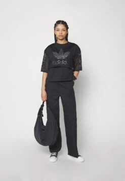 Adidas Originals Big Logo Tee 2 In 1 - T-Shirt Print - Black 13 Adidas Originals Big Logo Tee 2 In 1 - T-Shirt Print - Black -Mode Kleding Winkel eff972c846524095aed507c8e78aaff1